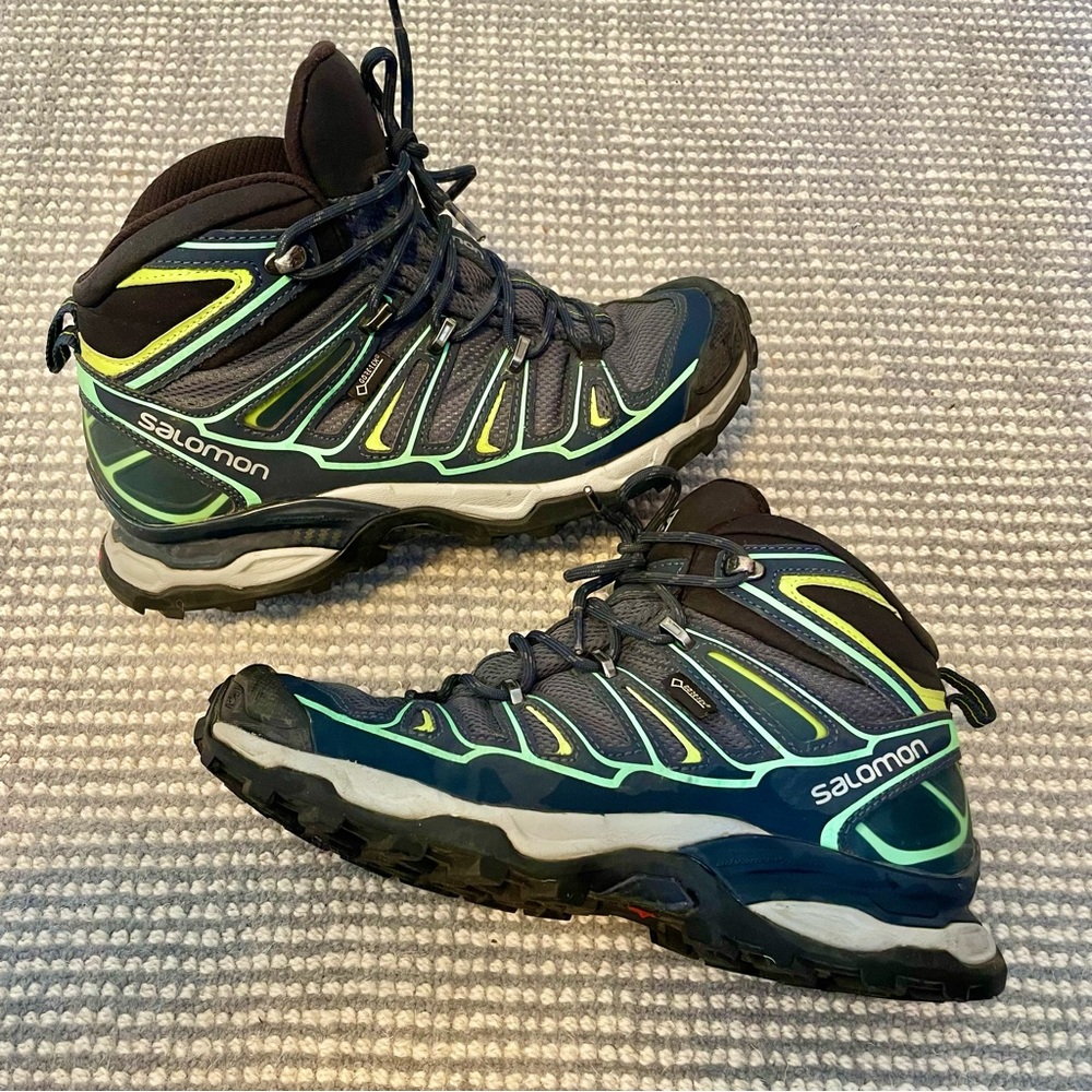 Salomon X-Ultra Women’s Hiking Boot